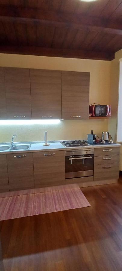 Daisy Apartment In Centro A Como Exterior photo